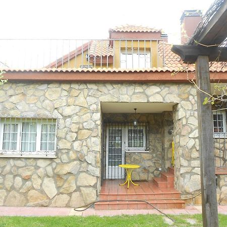 En Casa De Carlos Ortigosa del Monte ภายนอก รูปภาพ