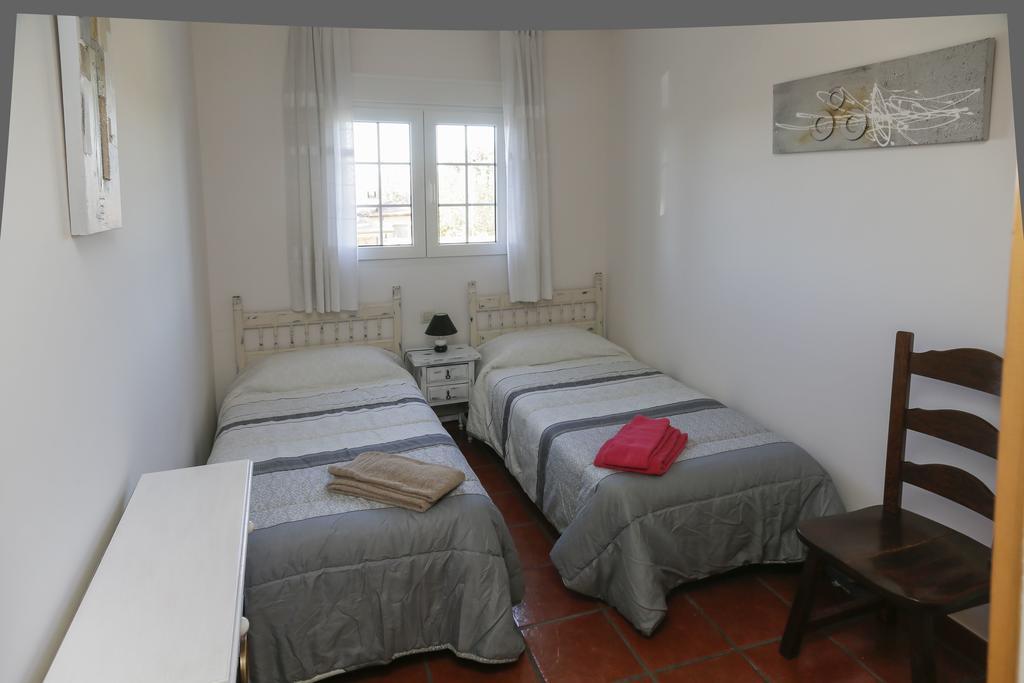 En Casa De Carlos Ortigosa del Monte ภายนอก รูปภาพ