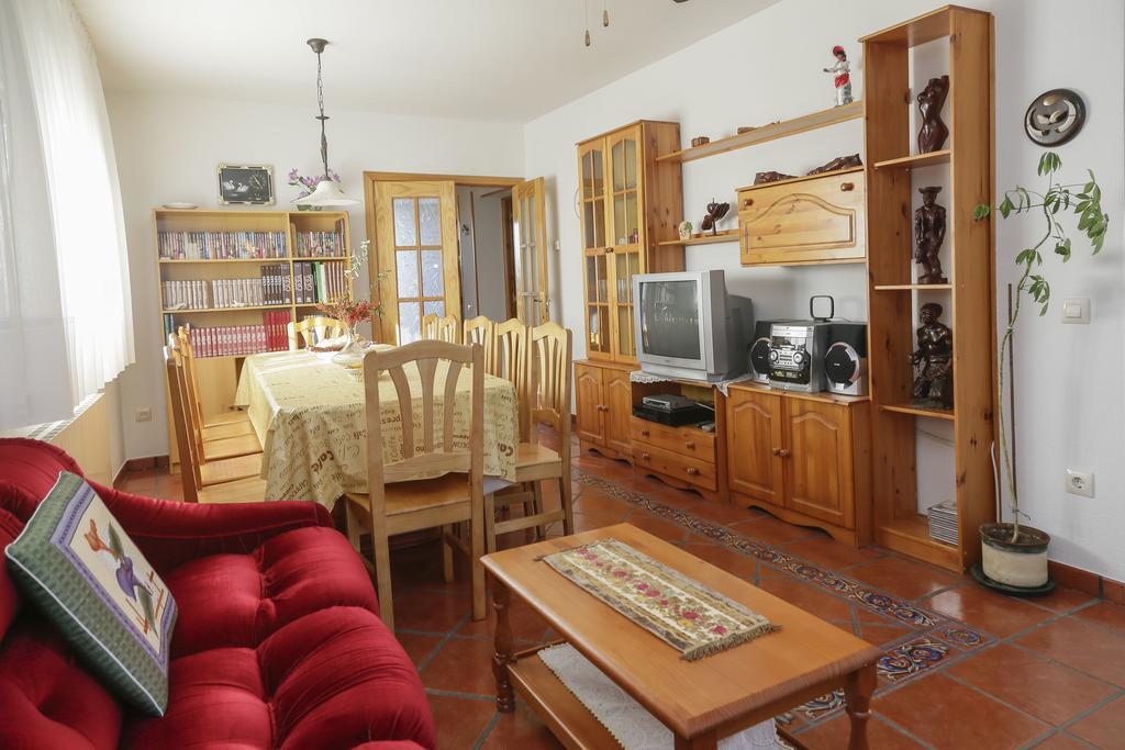 En Casa De Carlos Ortigosa del Monte ภายนอก รูปภาพ